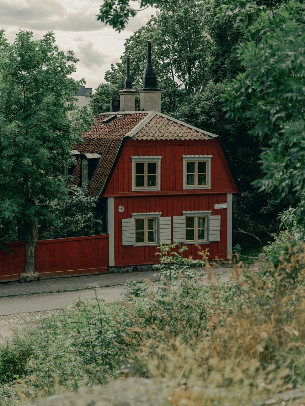 Forest Glen Residence